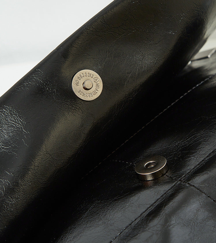 Trendé™ | Elaia Ledertasche mit zeitloser Eleganz
