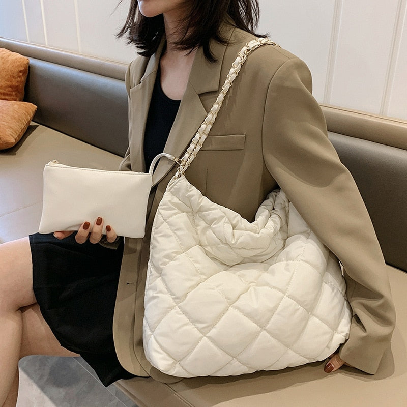 Trendé™ | Elina1070 Ledertasche mit zeitloser Eleganz