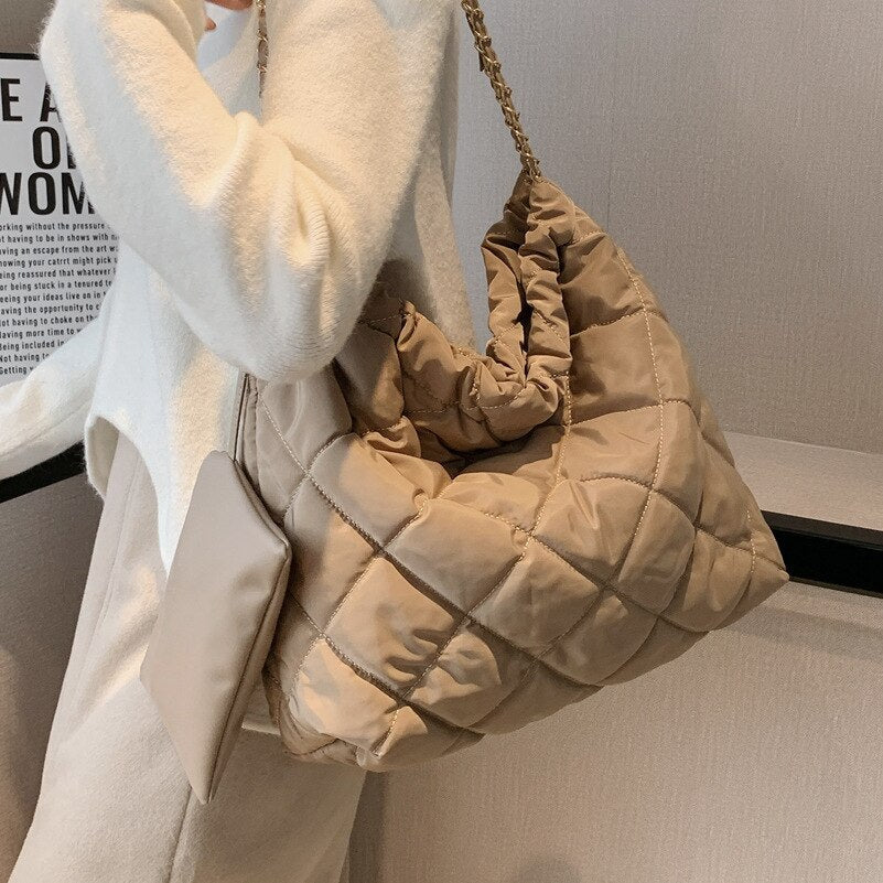 Trendé™ | Elina1070 Ledertasche mit zeitloser Eleganz