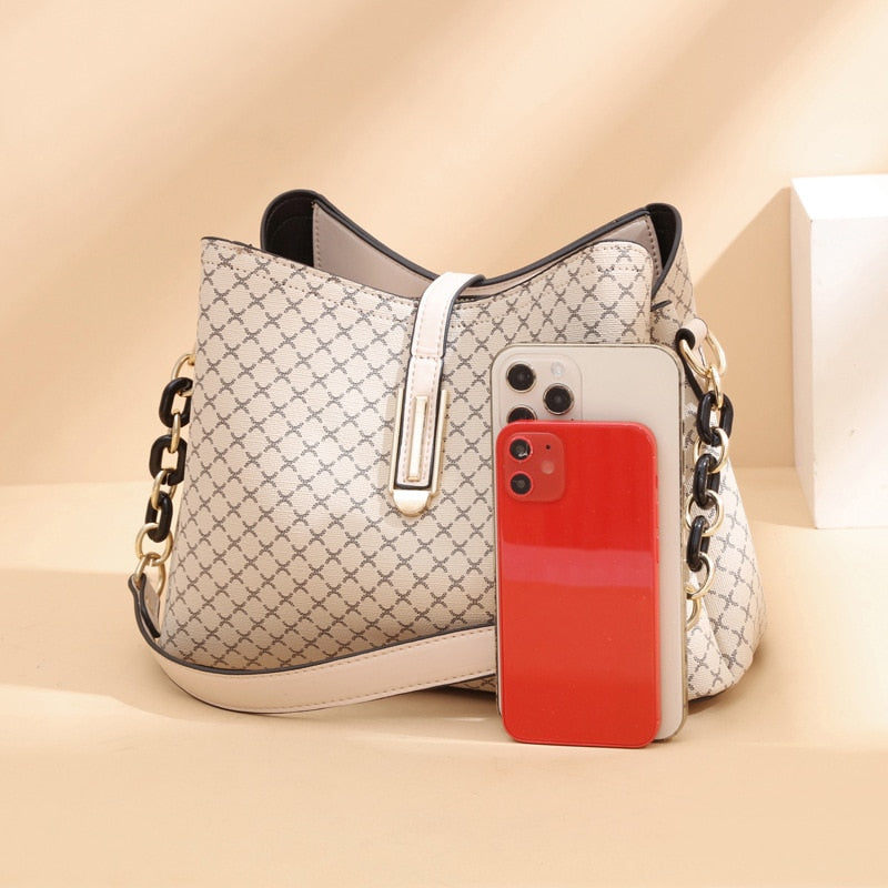Trendé™ | Yalena Ledertasche mit zeitloser Eleganz