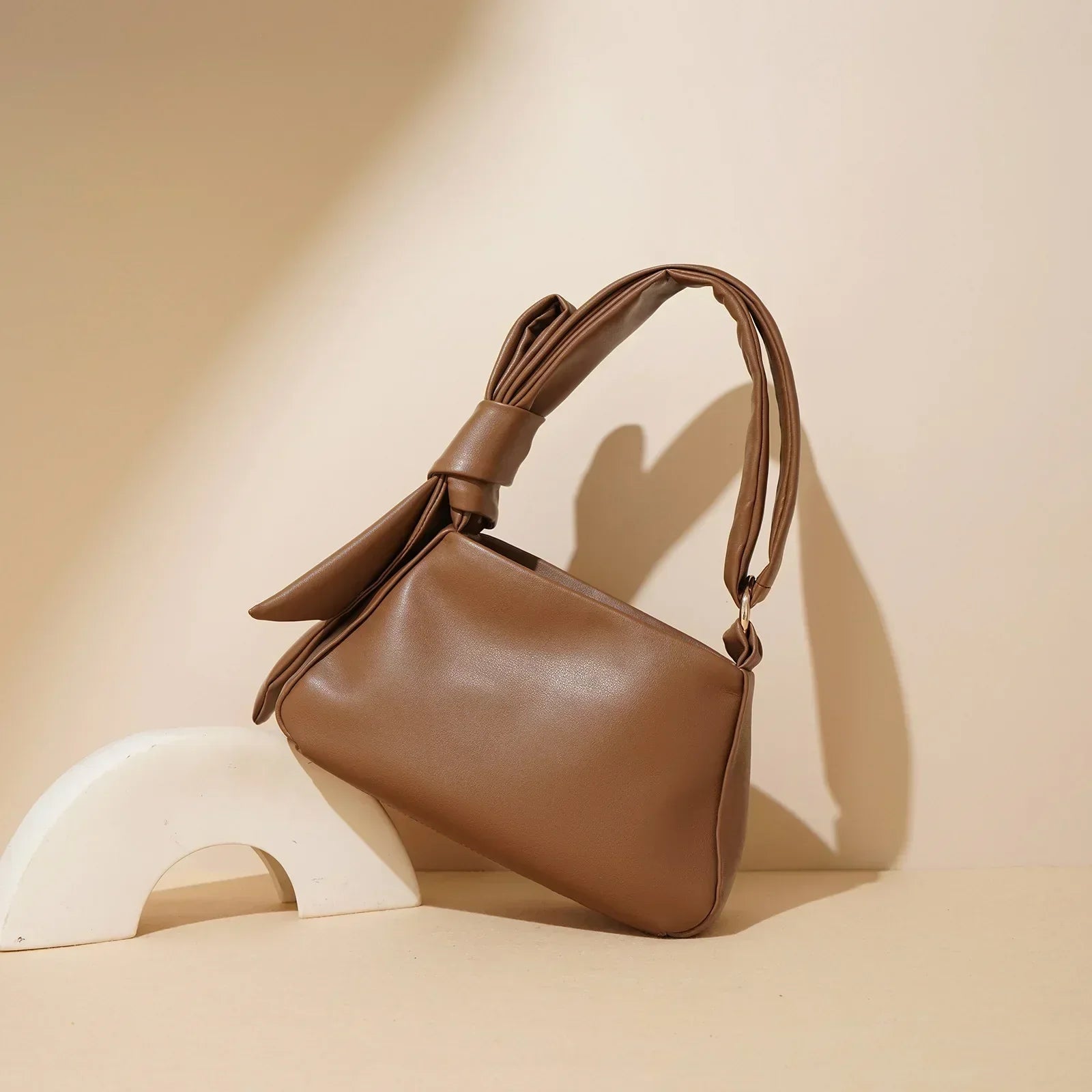Trendé™ | Hilda Crossbody-Tasche mit elegantem Design