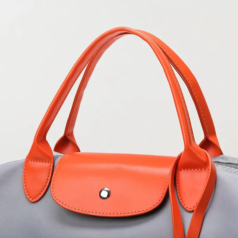 Trendé™ | Flora1575 Ledertasche mit zeitloser Eleganz