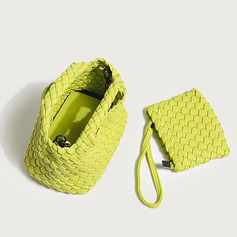 Trendé™ | Kátia Kleine Ledertasche mit elegantem Design