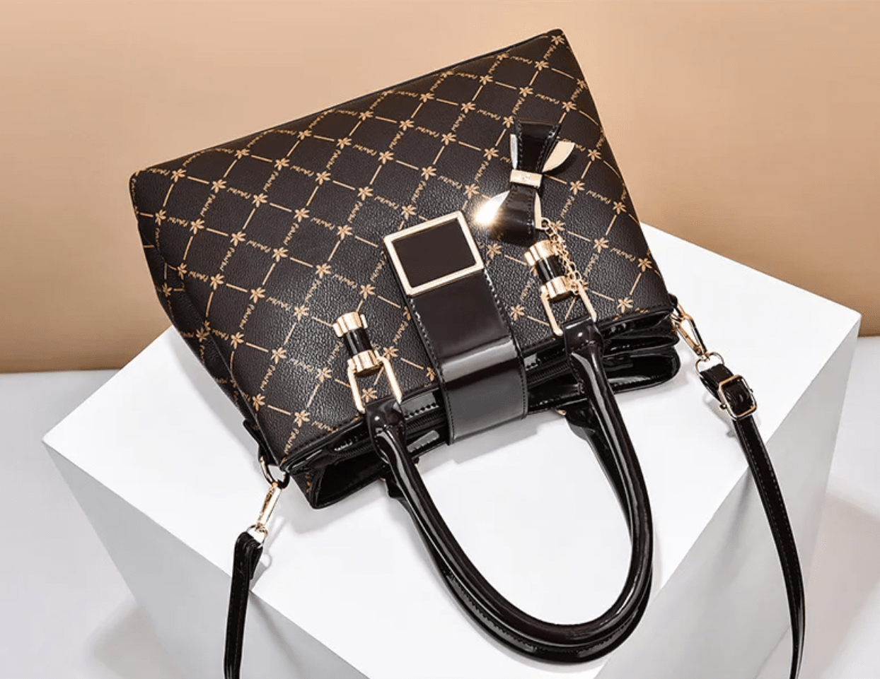 Trendé™ | Zorina Ledertasche mit zeitloser Eleganz