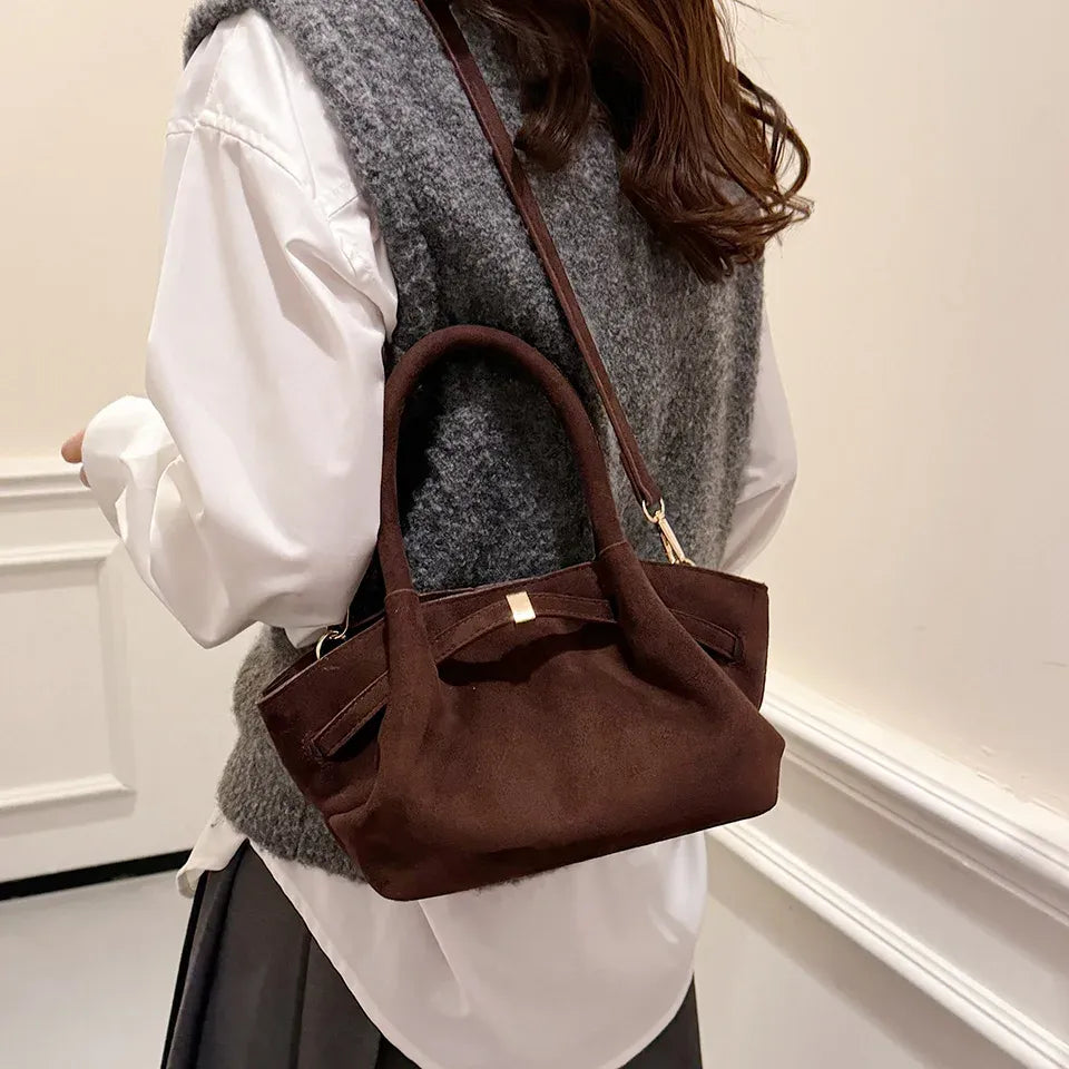 Trendé™ | Liora Ledertasche mit zeitloser Eleganz