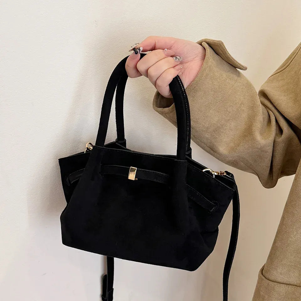 Trendé™ | Liora Ledertasche mit zeitloser Eleganz
