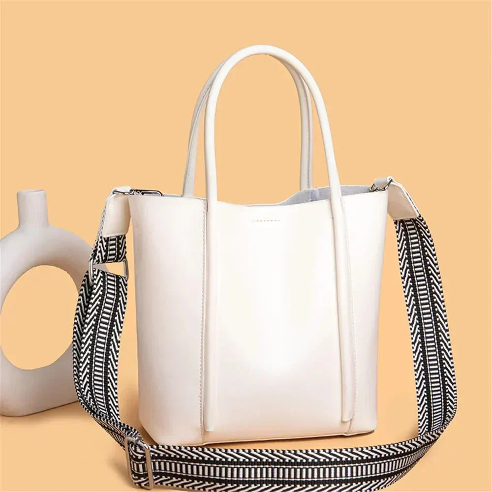 Trendé™ | Kaia2181 Premium Ledertasche mit edlem Finish